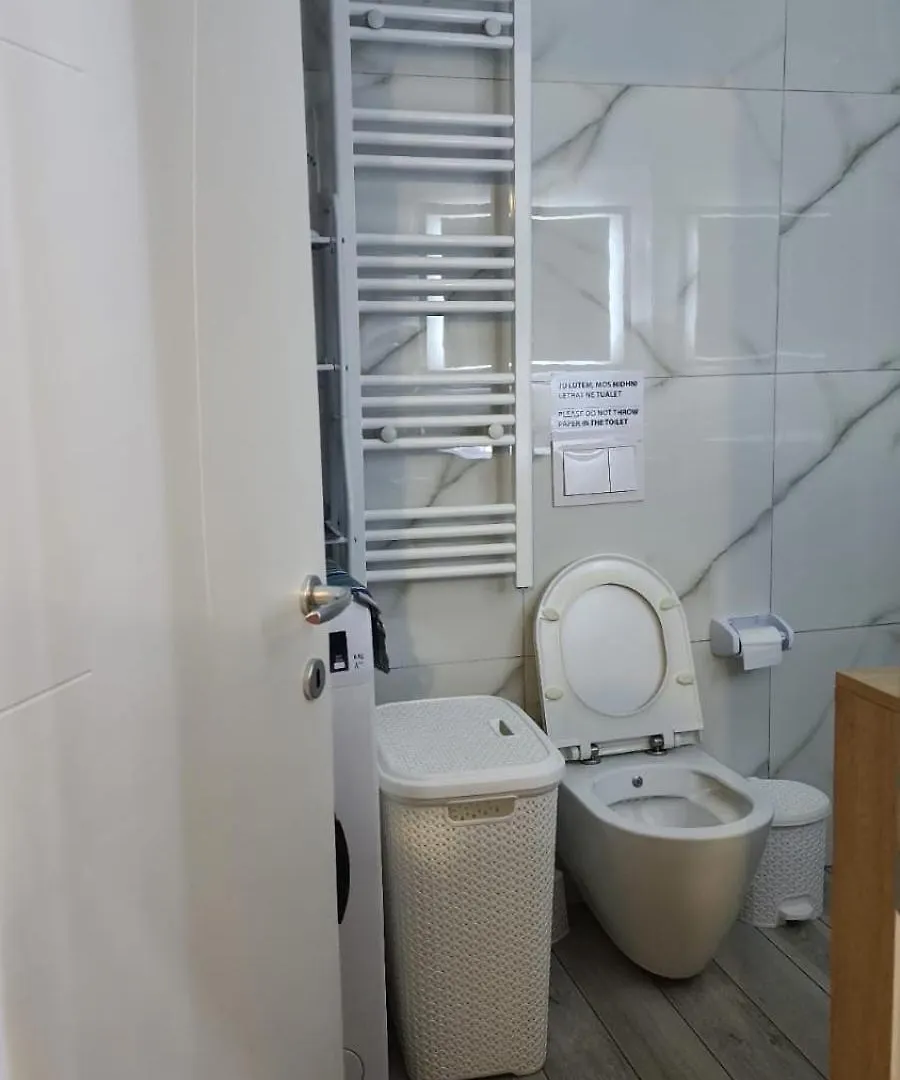 Ag Beach Apartment Golem  Albanien